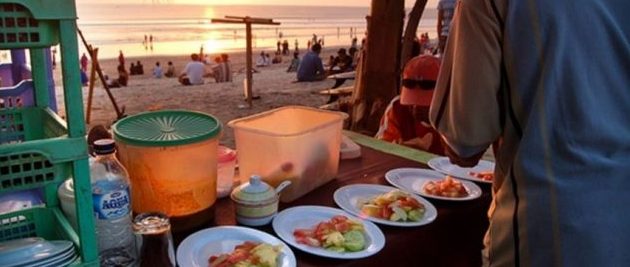 Sulle spiagge campane al via l’iniziativa “Fruit&Salad on the beach”