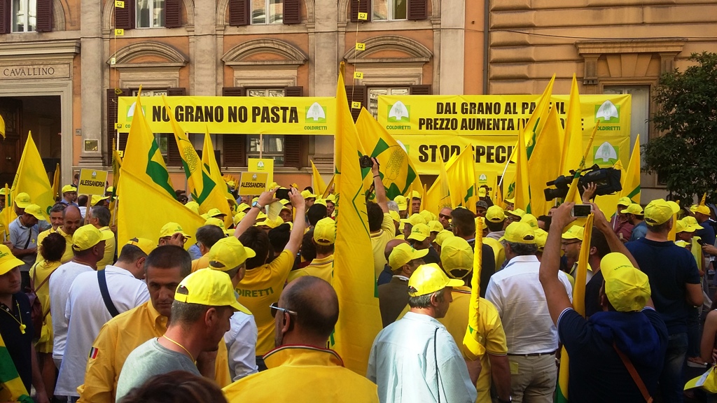 Coldiretti Campania al sit-in di Roma per la “guerra del grano”