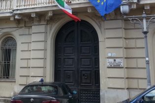 Domani “Liberamente” nel carcere minorile di Airola, il garante Ciambriello: “il Teatro crea emozioni e responsabilita’, è un grande motore di inclusione sociale”