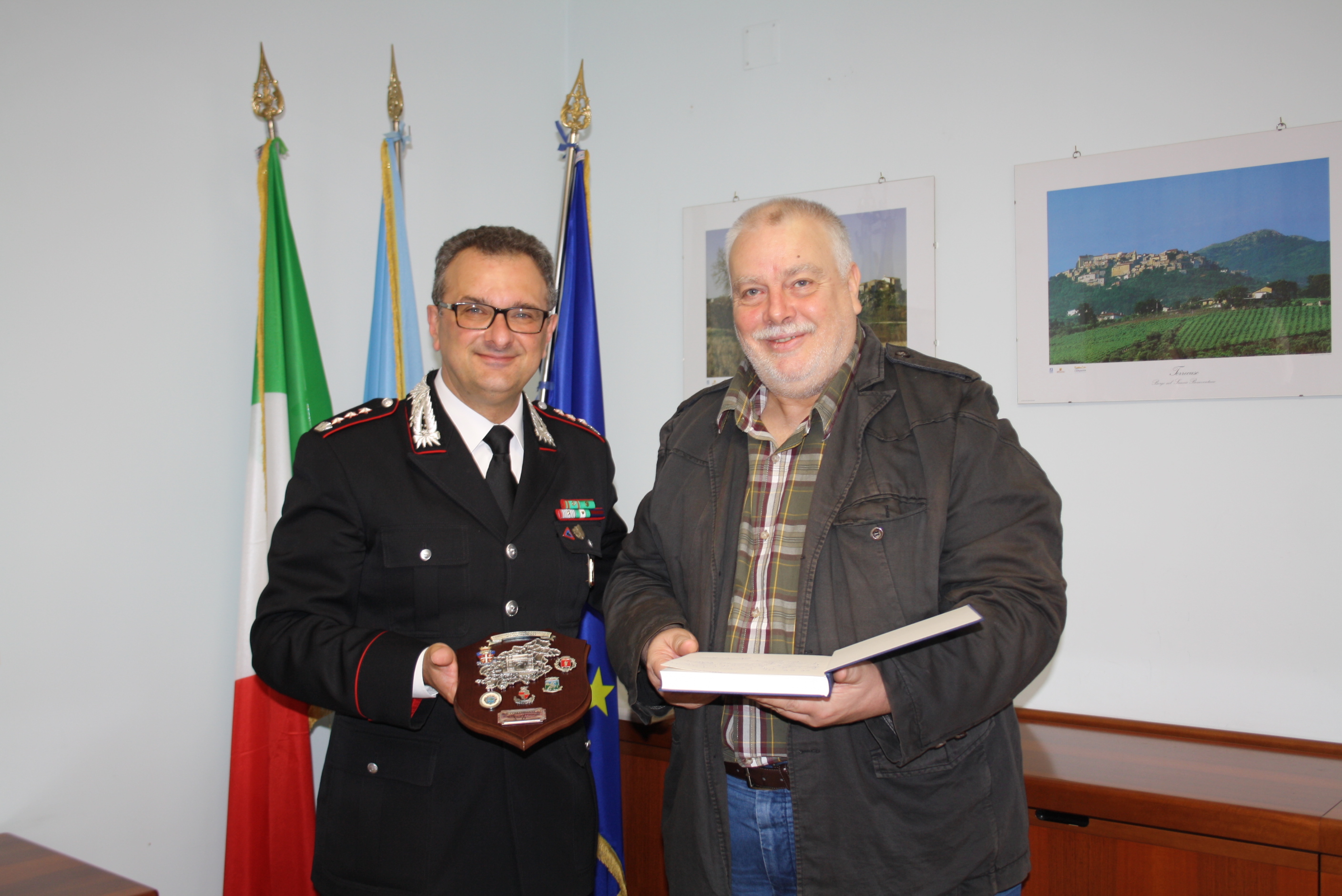 Ricci saluta il Comandante dell’Arma Vasaturo