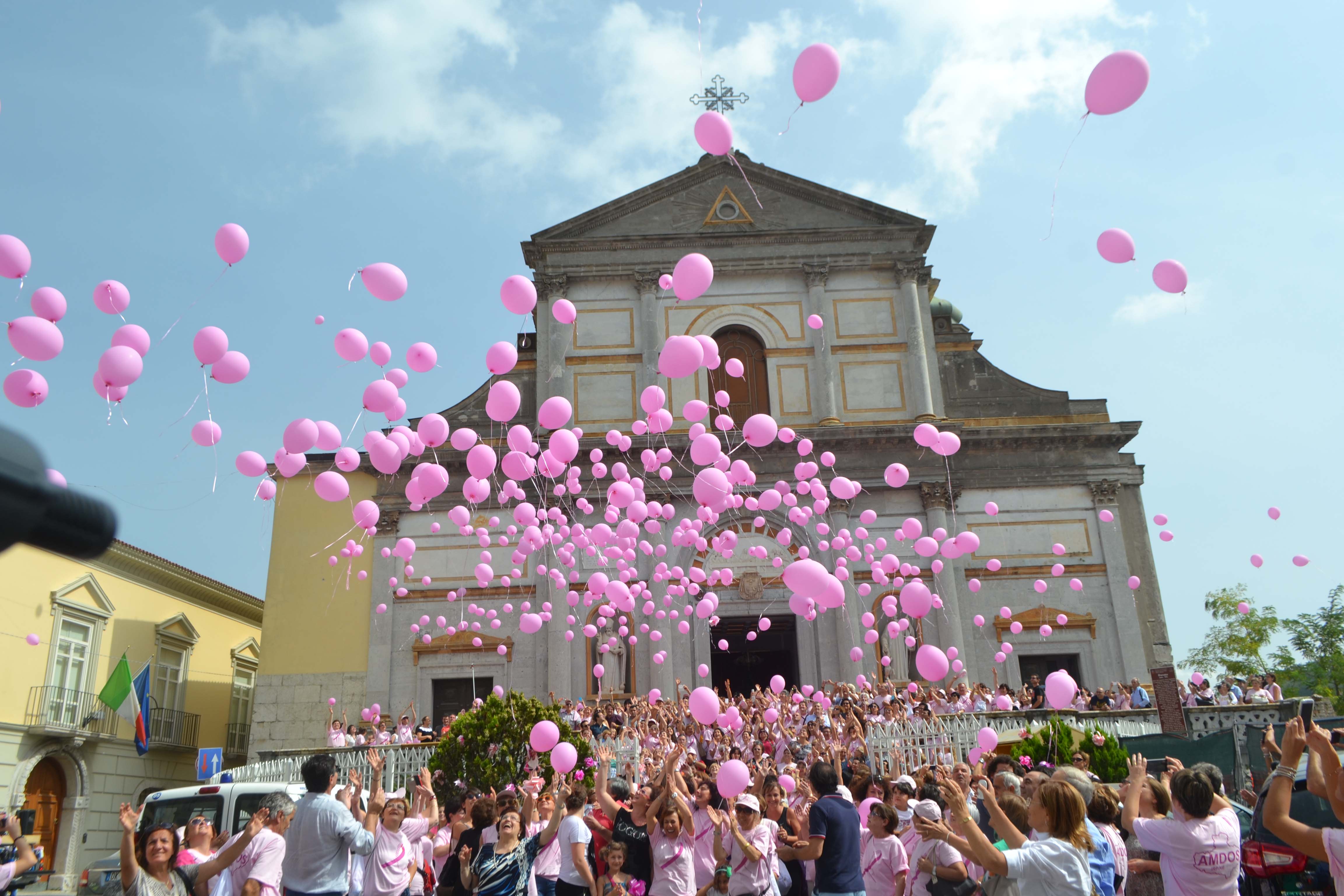Si presenta la terza “Camminata rosa”