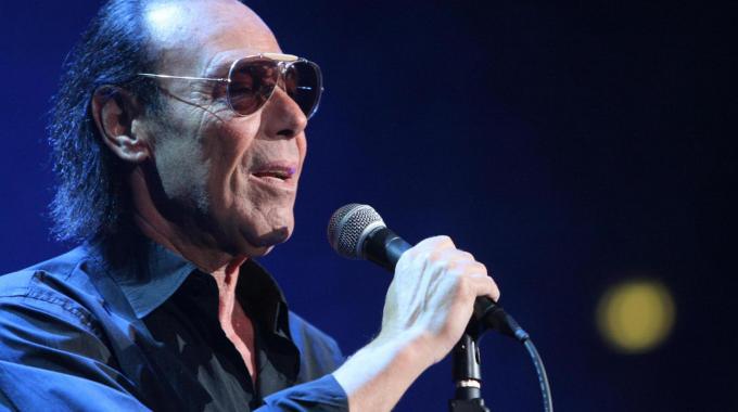 “Citta’ spettacolo’ si chiude con il Tour di Venditti