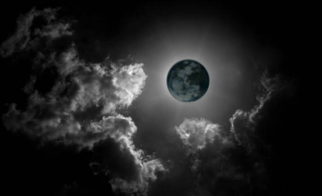 Roma| Luna nera..la fine del mondo si avvicina?