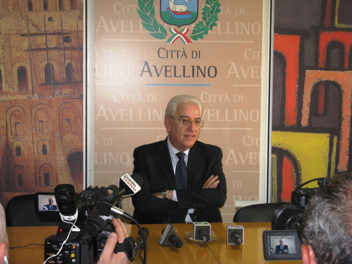 Avellino| Bilancio 2013, sul processo a Foti e alla sua ex giunta si decide il 22 maggio