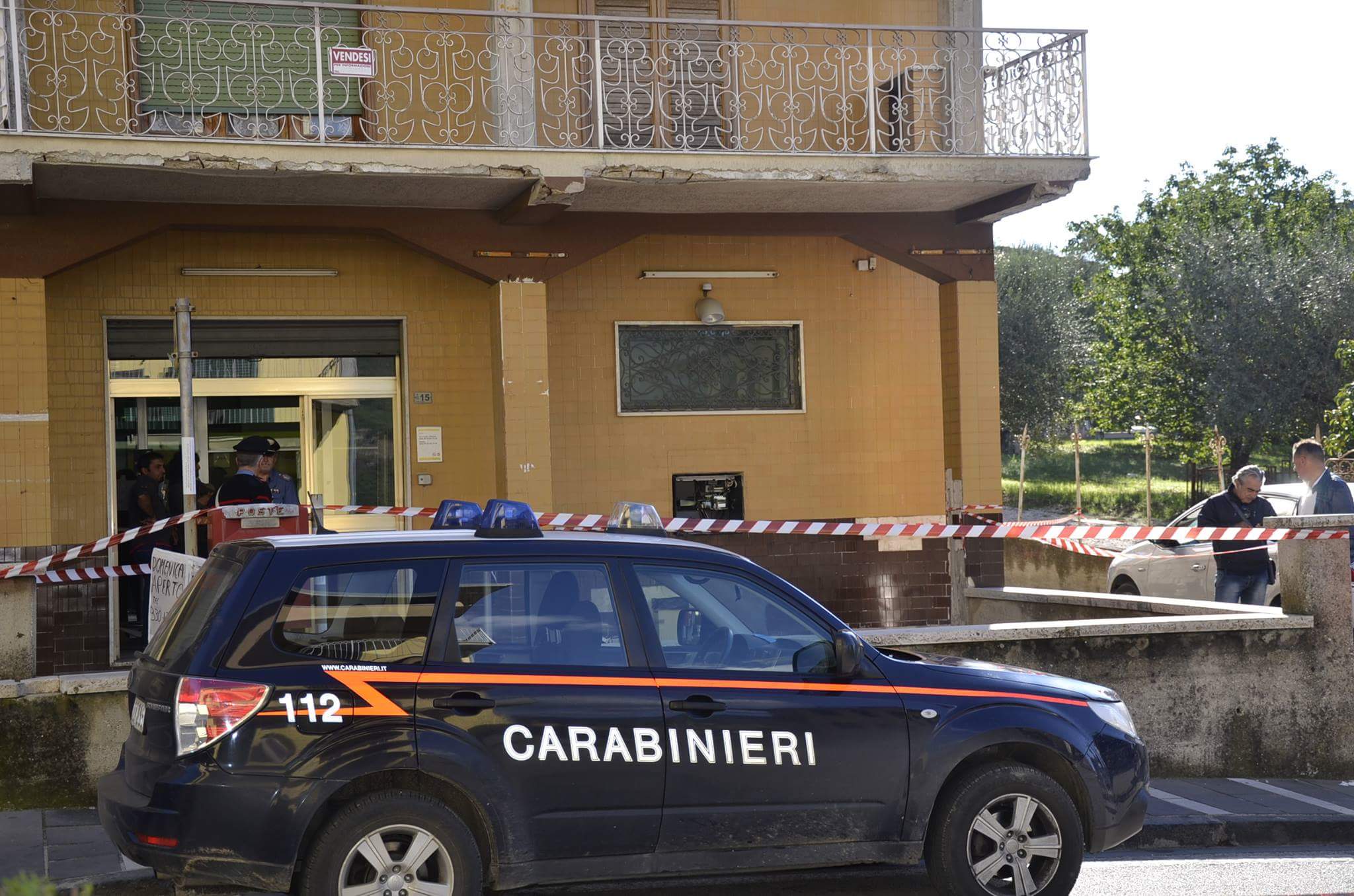 Foglianise| Ennesimo colpo al postamat. E’ caccia ai rapinatori/FOTO