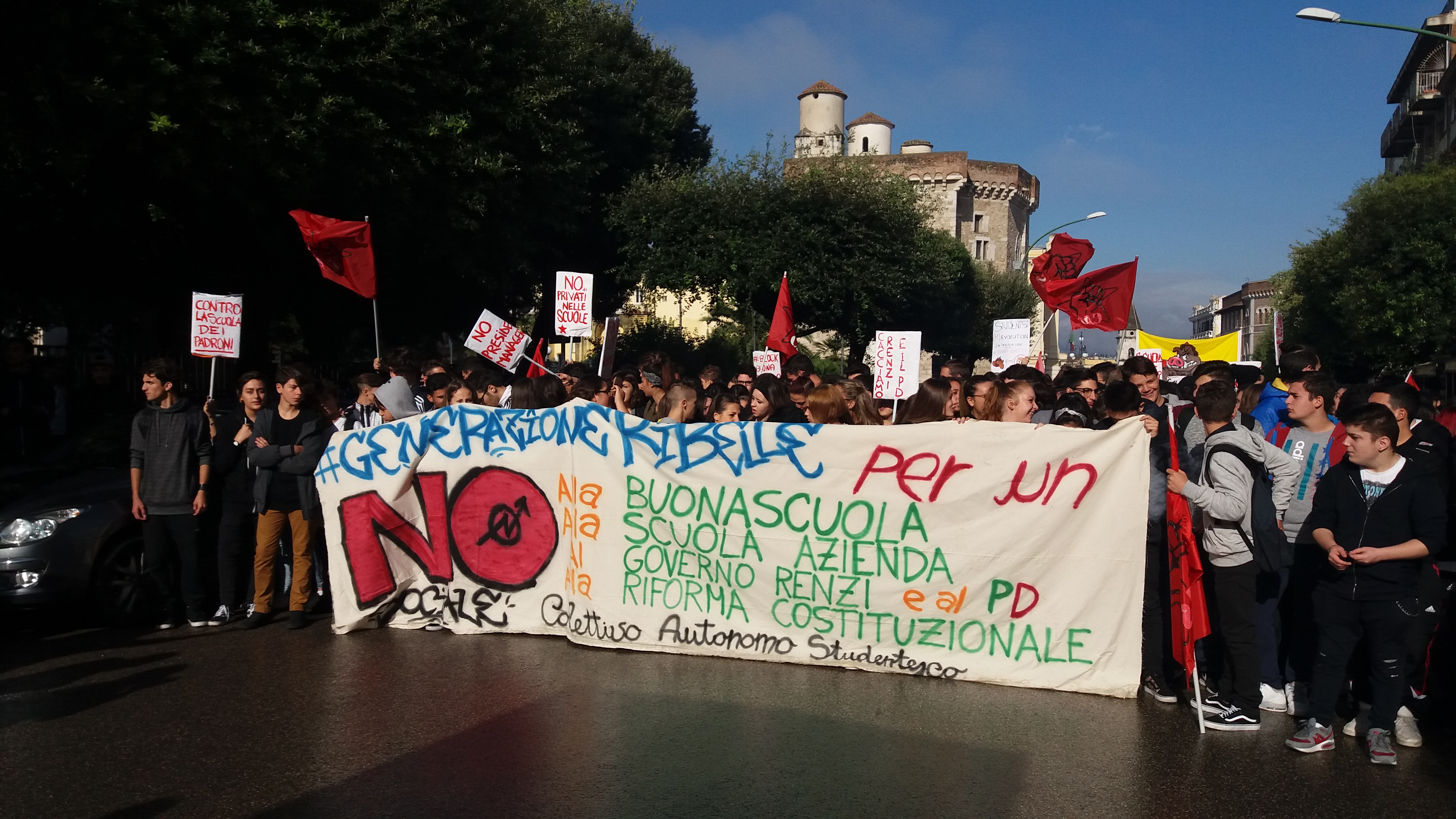 Benevento| La #generazioneribelle scende in piazza contro la “cattiva scuola”