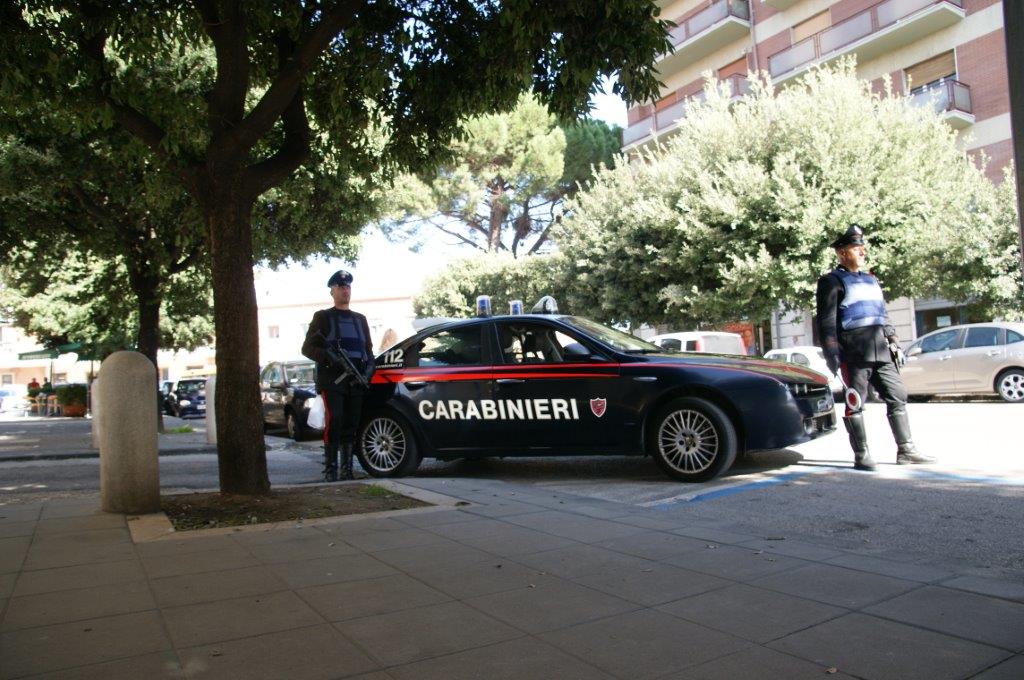 Benevento| Merce contraffatta e droga, in città due denunce