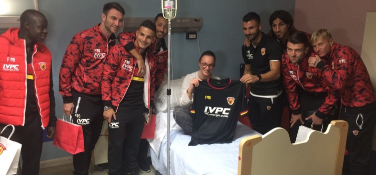 Benevento| Giallorossi in visita al reparto pediatria del “Rummo” per un sorriso