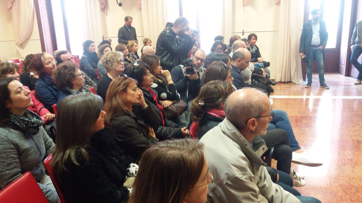Avellino| Cocchia, la protesta si sposta in Provincia. I genitori: “No a San Tommaso”