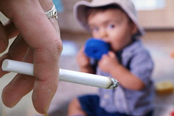 Roma| Fumo, aumenta il rischio asma tra i bambini