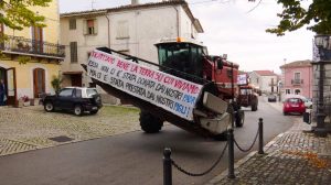 trattori-contro-eolico-selvaggio-6