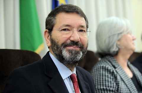 “No” alla Riforma Costituzionale, Ignazio Marino presenta il suo libro