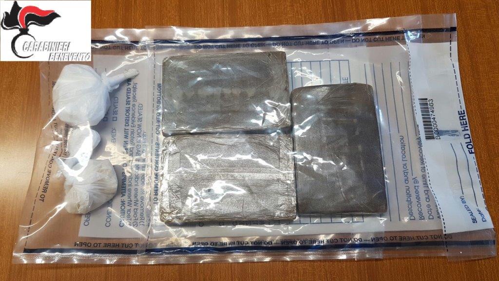 Benevento| Cocaina e crack nell’auto, arrestato un 24enne