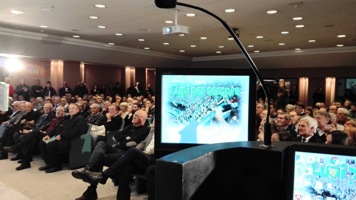 Avellino| Lupi per sempre: il ruggito della serie A