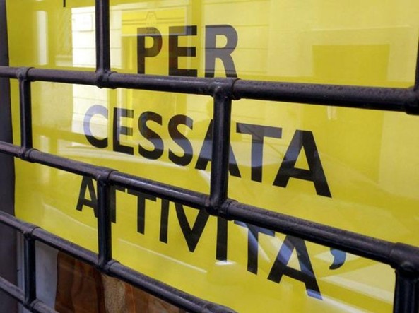 Commercio:in dieci anni 151 attività chiuse ad Avellino, calo meno marcato a Benevento