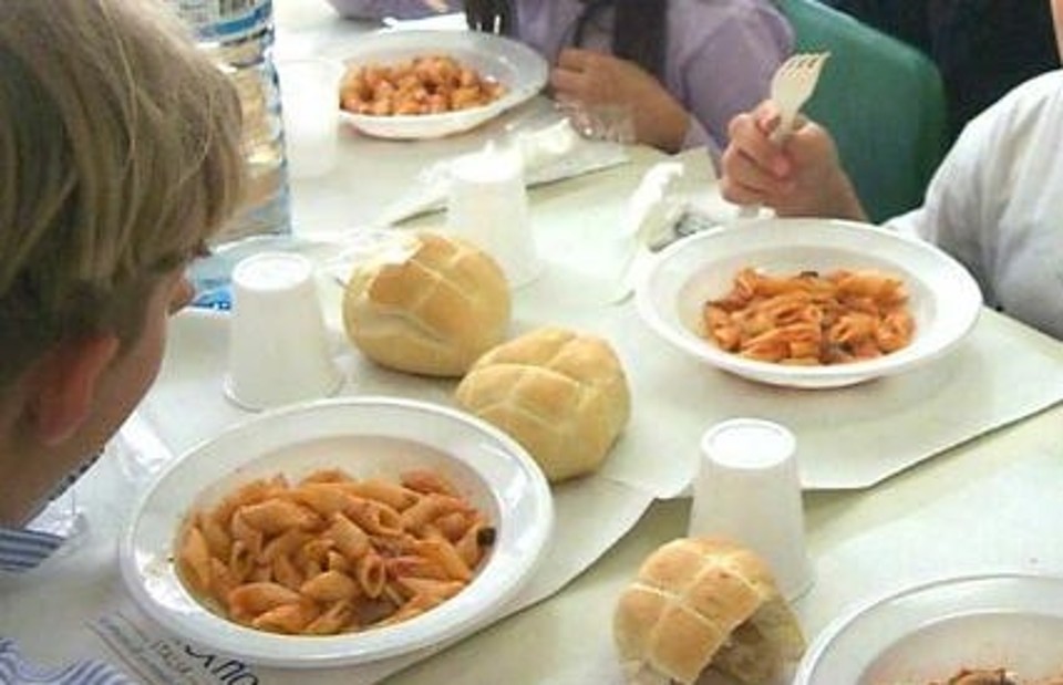 Benevento| Adesioni al servizio di mensa scolastica, superata quota 1.000. Mastella: “ringrazio le famiglie per la fiducia accordataci”