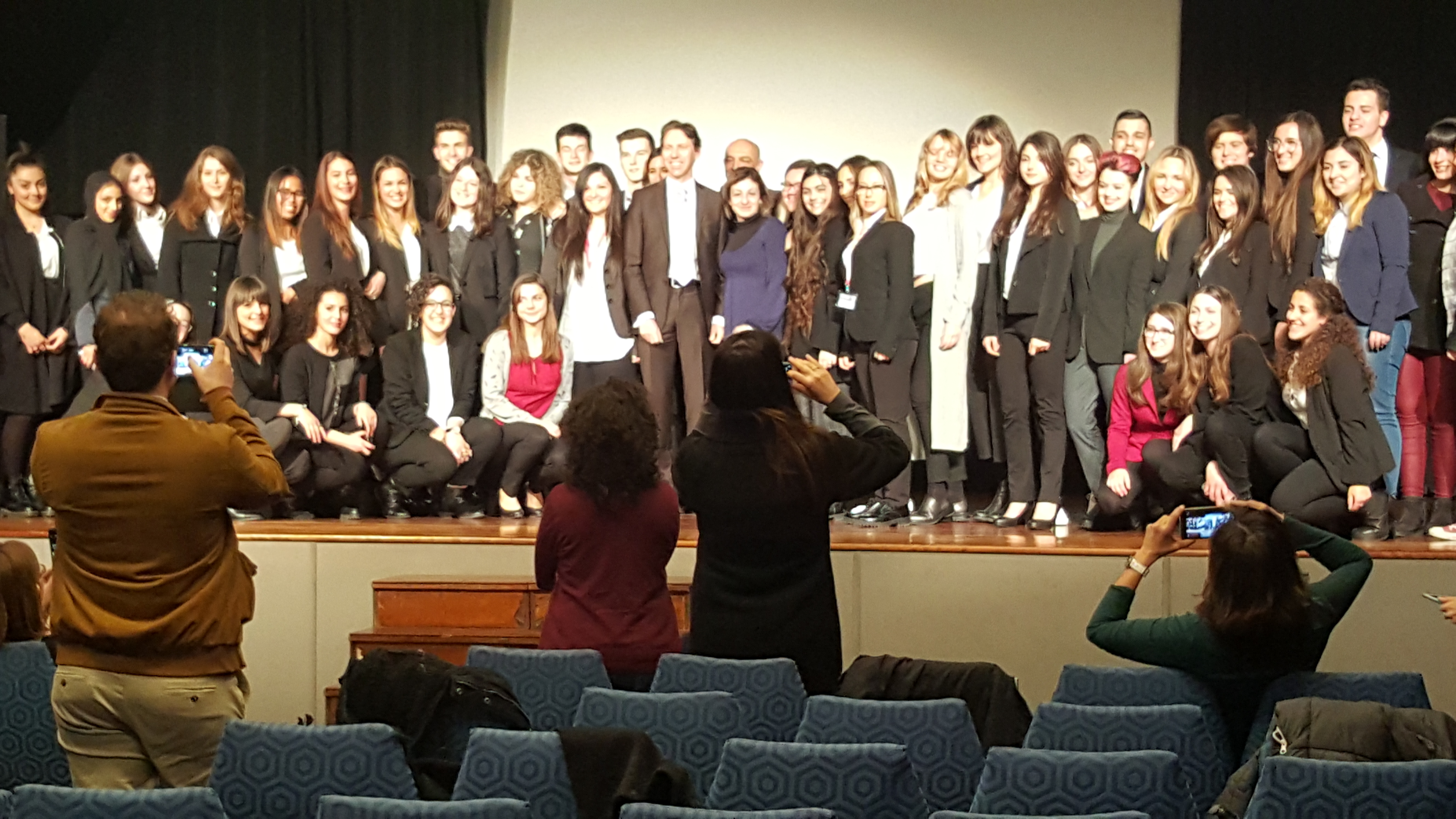 Telese Terme| Due studentesse del Telesi@ al Parlamento Europeo