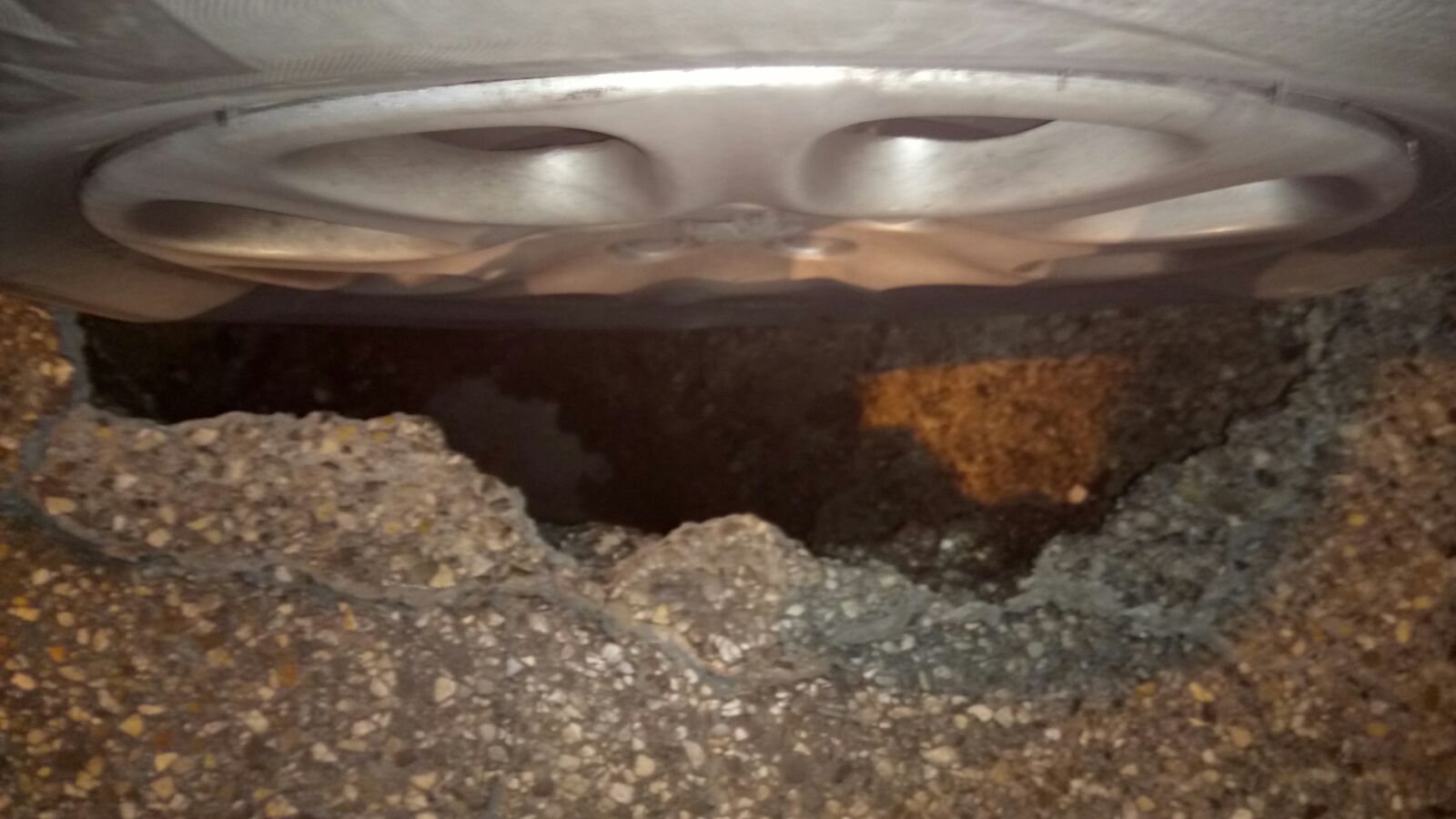 Benevento| Si apre voragine al Rione Ferrovia