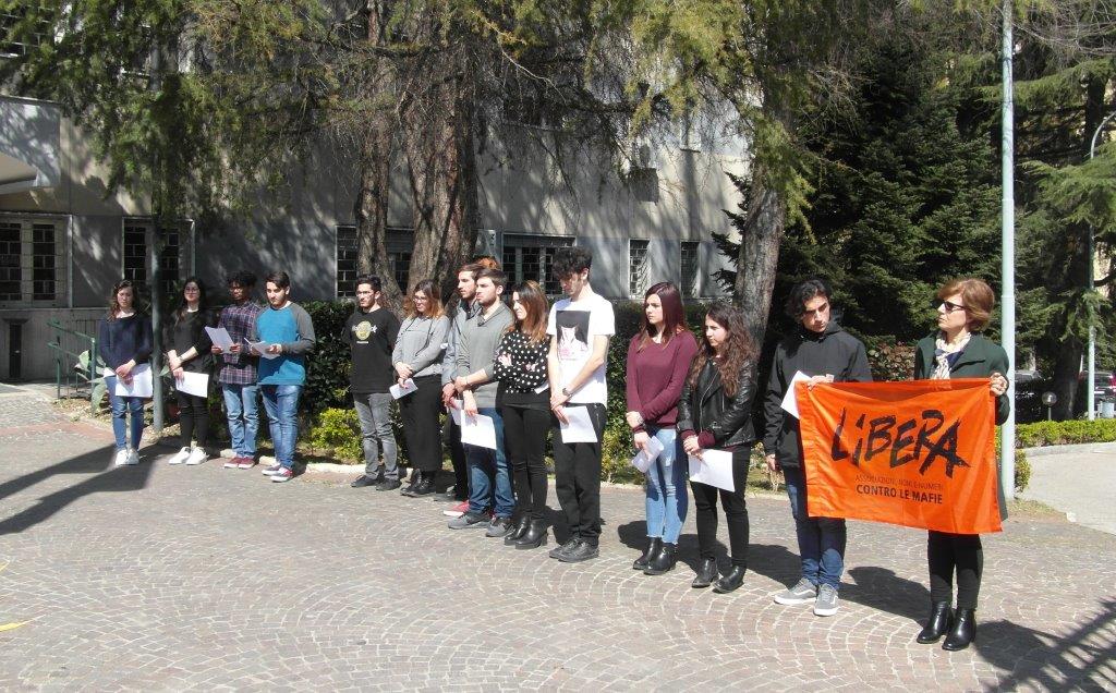 Benevento| Giornata mafia, la cerimonia al comando dei Carabinieri