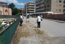 Benevento| Via Avellino ripulita grazie ai cittadini-volontari