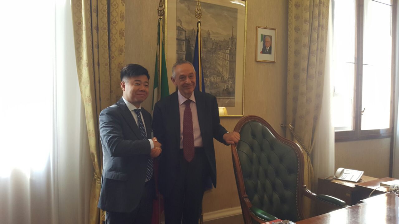 Roma| Business, De Caro apre alla Cina