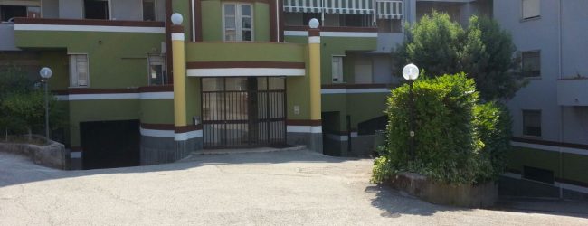 Benevento| I soliti ignoti forzano un box e prelevano generi alimentari