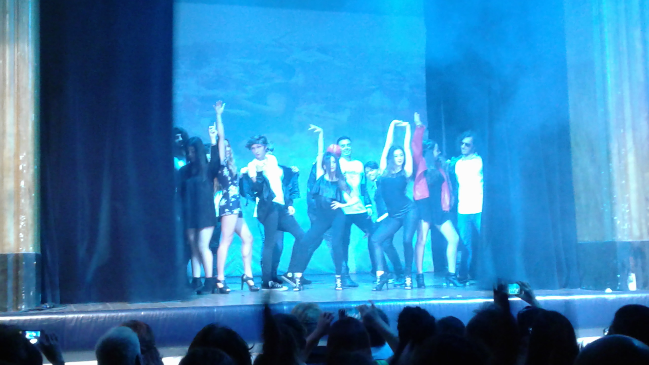 Performance artistica di fine d’anno scolastico al Teatro De Simone