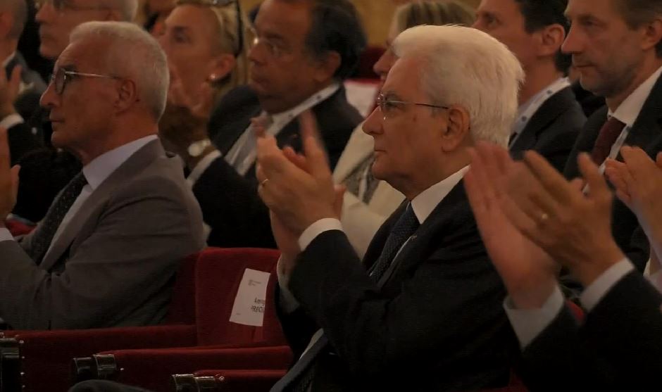 Mattarella alla cerimonia degli Industriali di Napoli