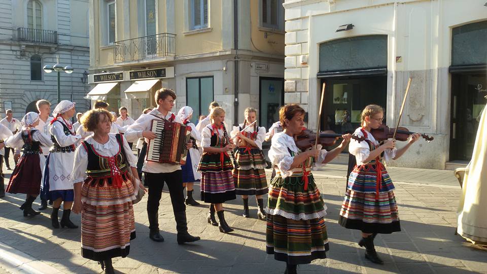 Benevento| Successo per “Stregati dal folk”