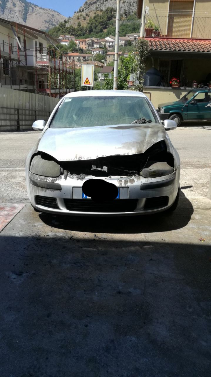 Foglianise| Auto incendiata, indagati due uomini