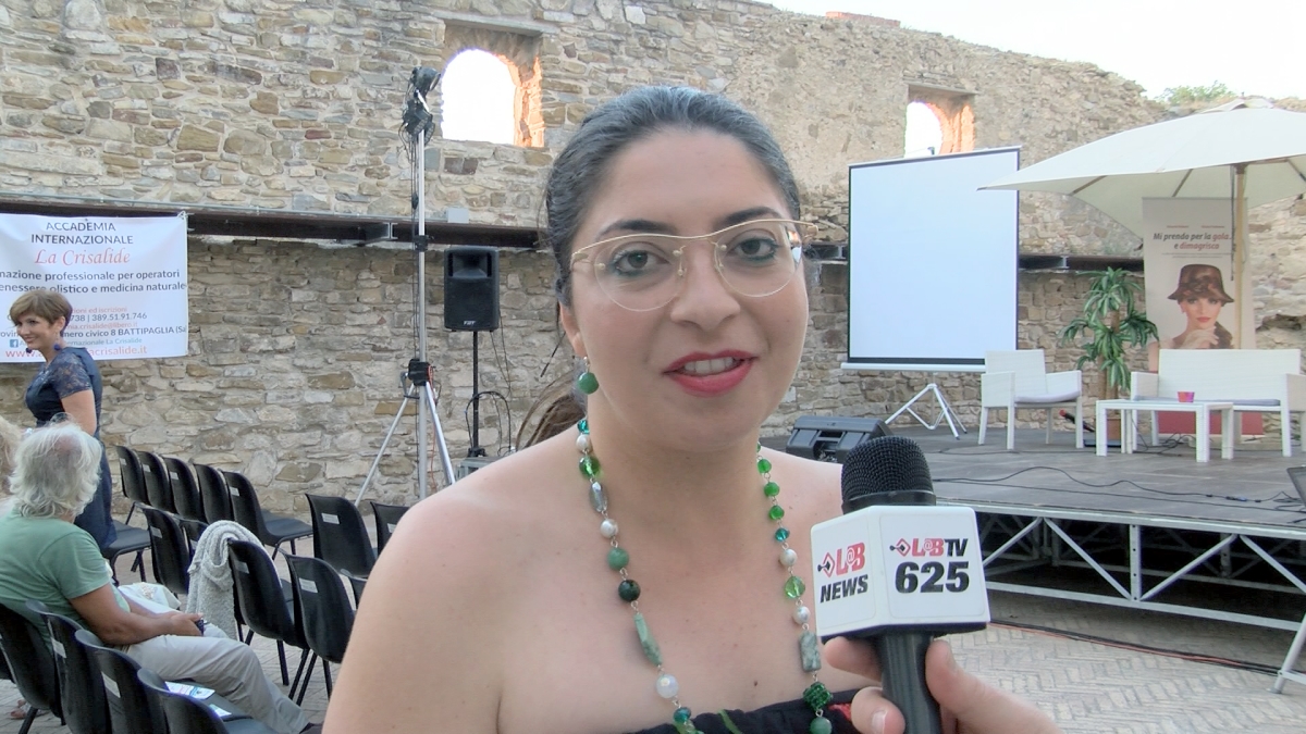 Contro il caldo olio d’oliva anche su corpo e capelli