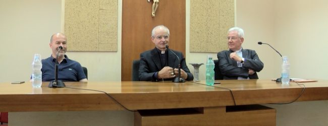 Avellino| Le sfide del cittadino Arturo, Vescovo “manovale”