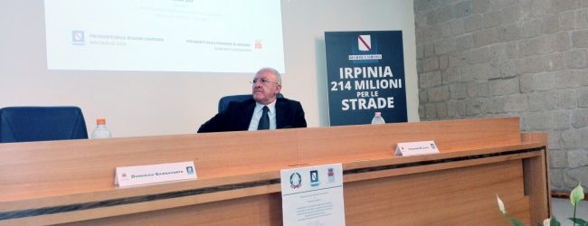 Avellino| De Luca “consegna” 214 milioni per le strade irpine