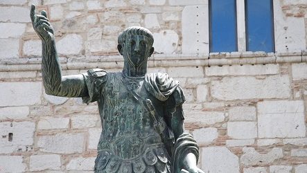 Benevento| Letture, musiche e ricordi per i 1900 anni della morte di Traiano