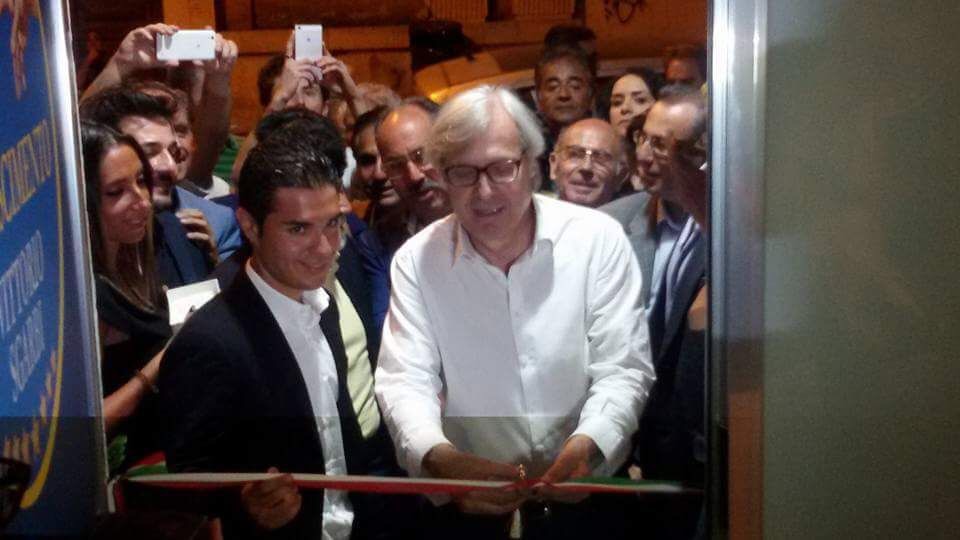 Benevento| Sgarbi presenta “Rinascimento” il suo movimento politico a 7 stelle