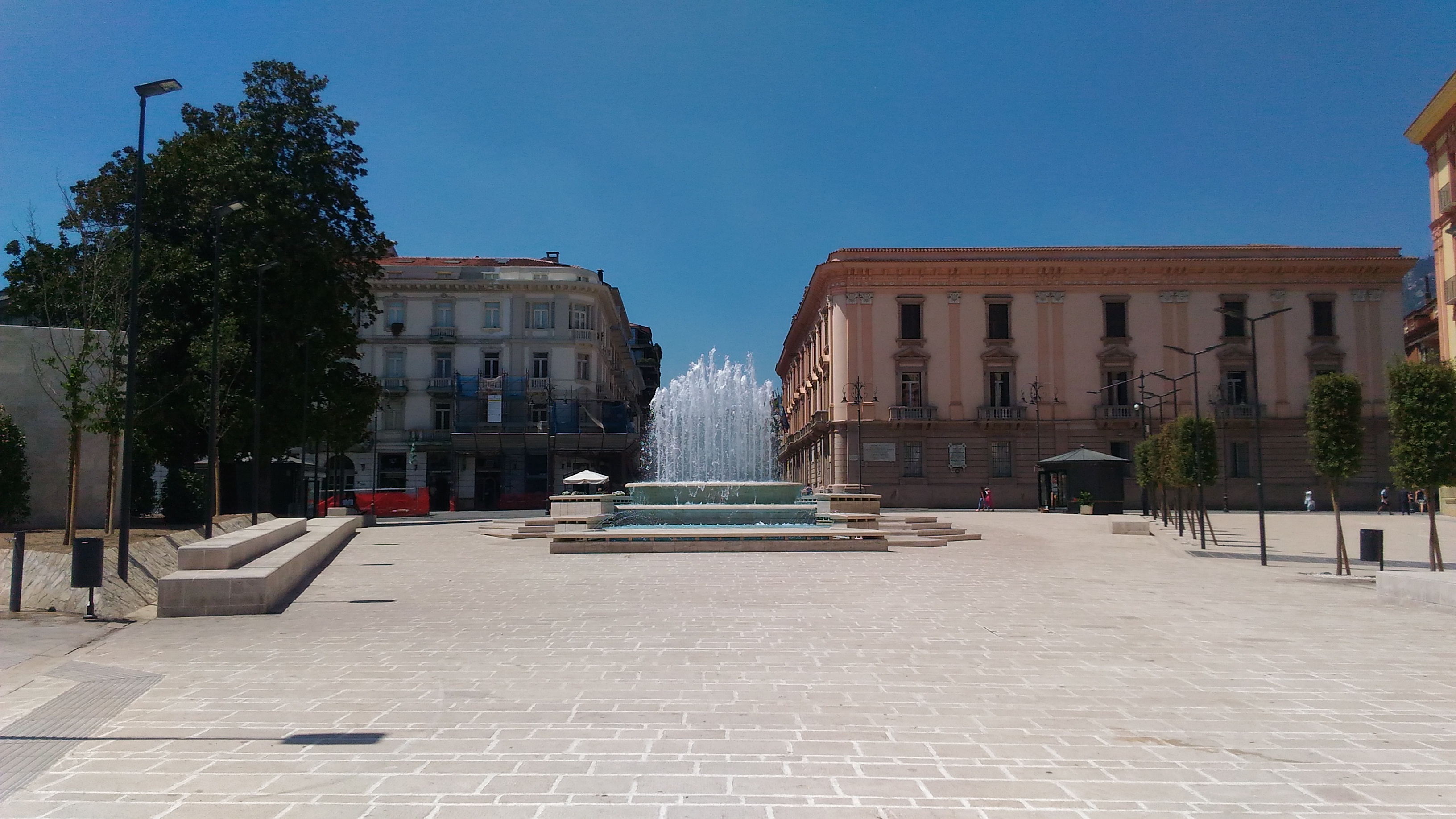 Avellino| Piazza Libertà: pronto il piano anti-sporcizia