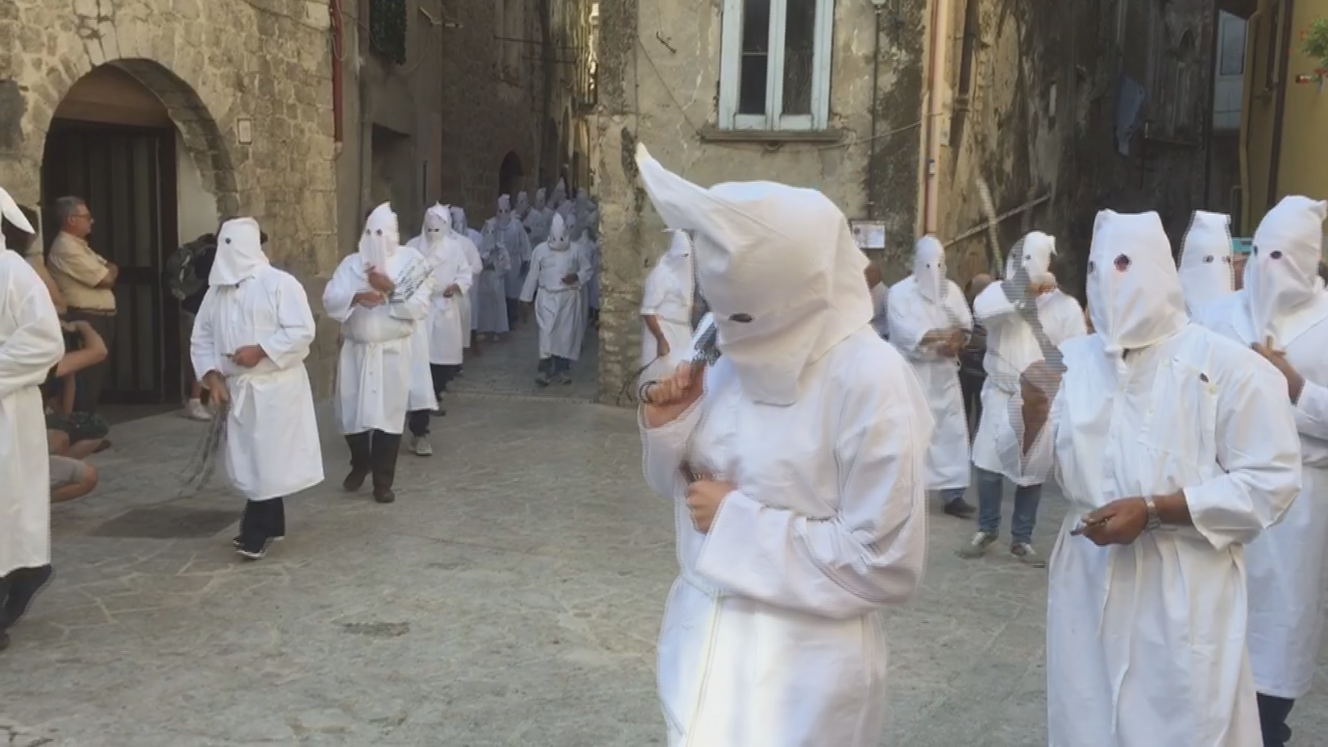 Guardia Sanframondi| Riti Settennali,oggi la processione del Rione Croce