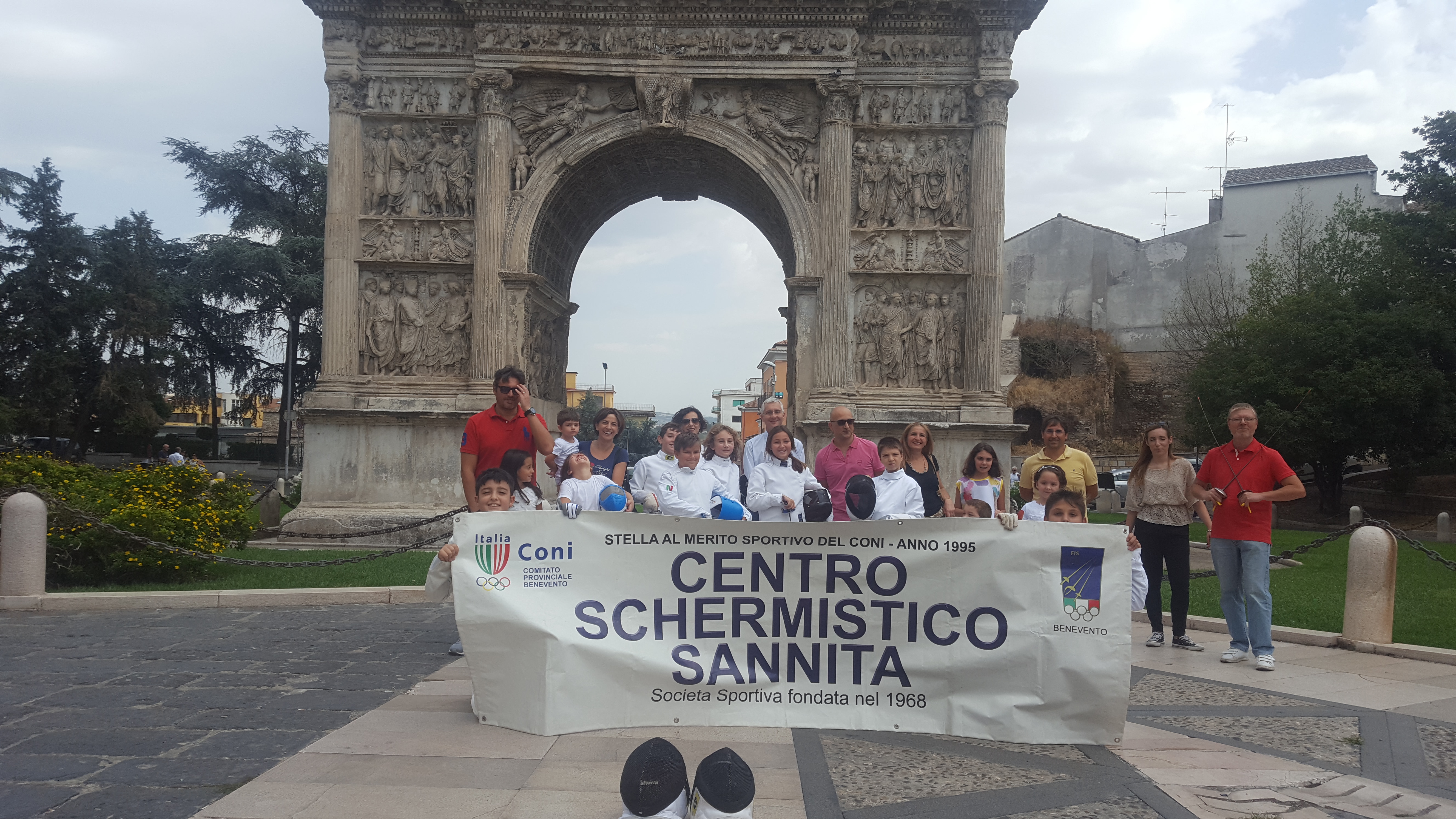 #Fencingmob: curiosità in città per l’evento.