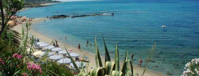 Beneventano scompare nel mare della Calabria