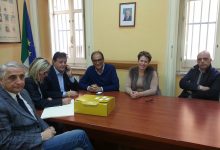 Benevento| De Minico, “castigat ridendo(?) mores”