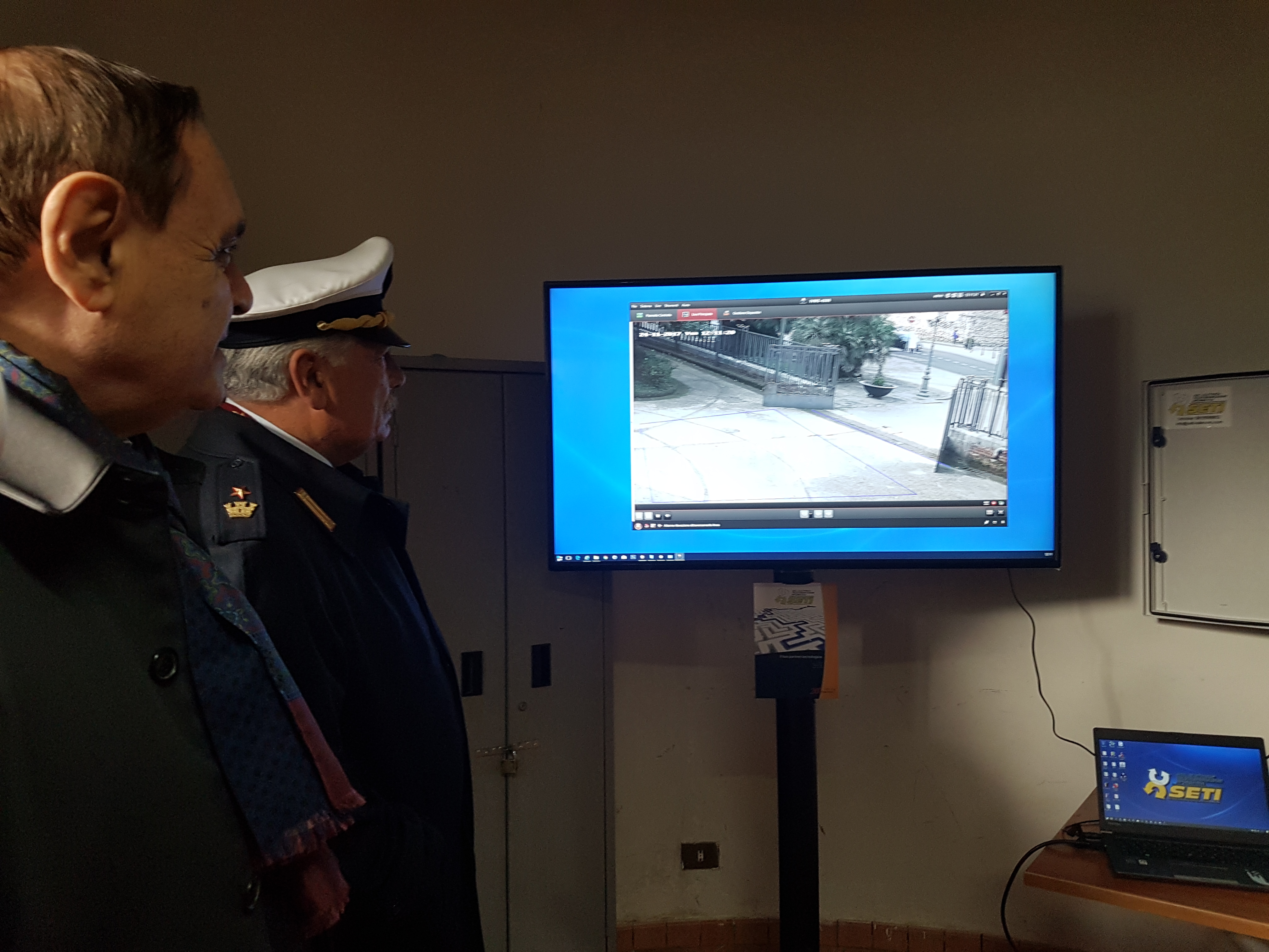 Benevento| Tra luci e telecamere, ecco la nuova villa comunale