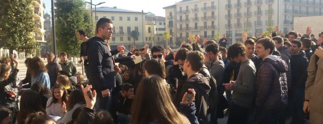 Avellino| “Mancini” addio: ora è fuga dal Liceo