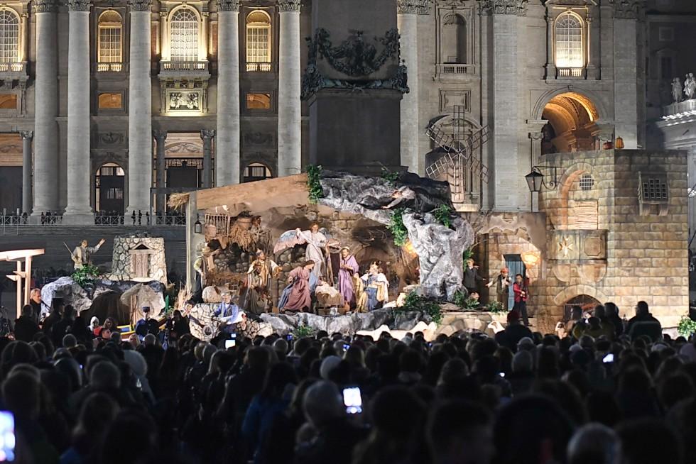 Il Presepe di Montevergine è arrivato dal Papa in Piazza San Pietro