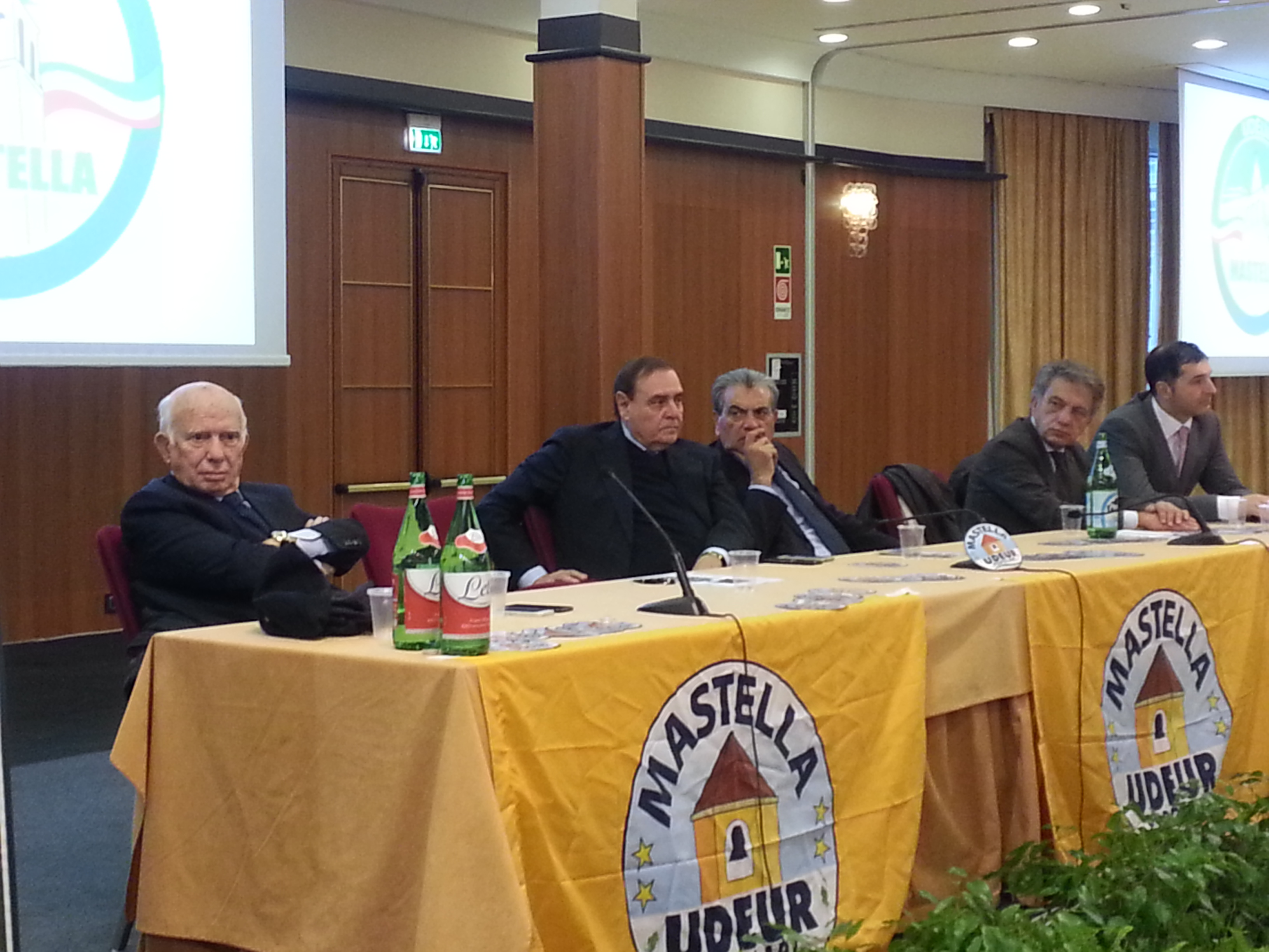 Benevento| Elezioni, Mastella: “quarta gamba” è nel centrodestra ma Cesa frena