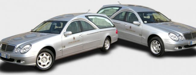 A Napoli il corteo di protesta delle imprese funebri