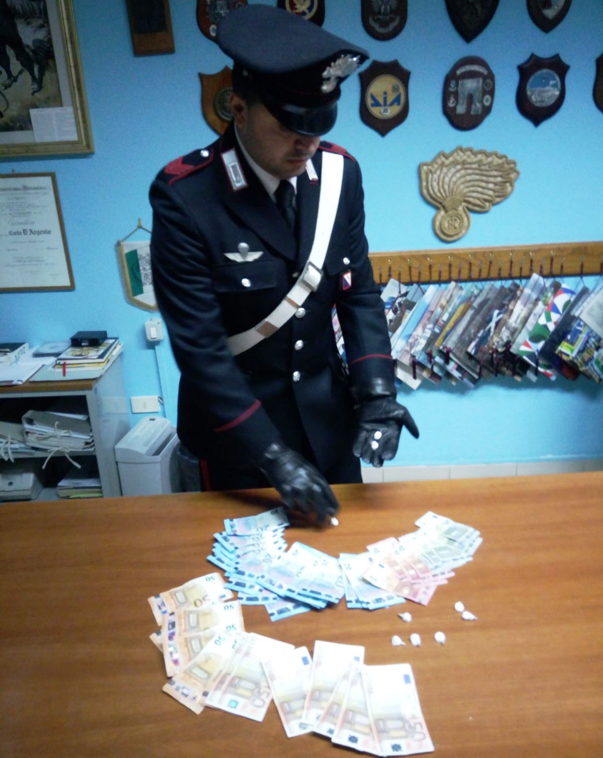 Vitulano| Arrestato uno spacciatore: deteneva 5 grammi di cocaina e 1400 euro in contanti