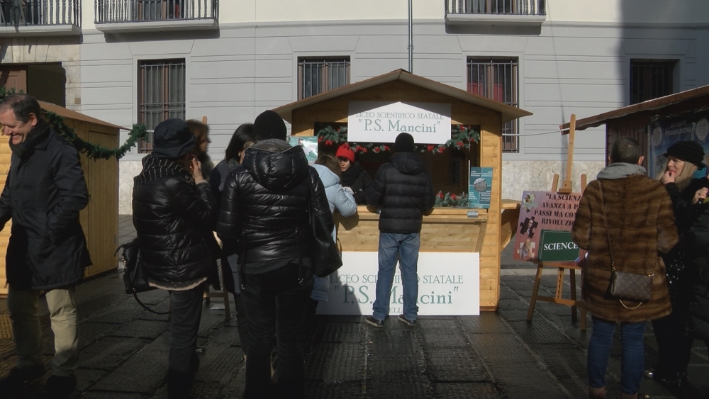 “Mancini” sul Corso: vogliamo la nostra scuola