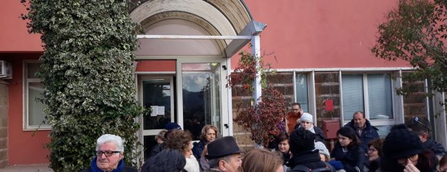 Avellino| Aias chiuso: esplode la protesta delle famiglie