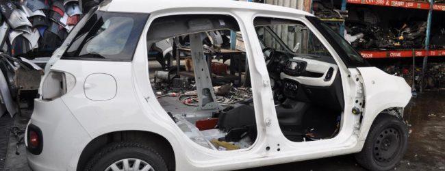 Sant’Agata de’ Goti| Auto rubata a Benevento, ritrovata in un’autodemolizione. Denunciati proprietario e dipendenti