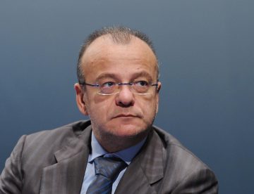 Isochimica, Rotondi in Aula: “Una tragedia di Stato, ora giustizia per i lavoratori”
